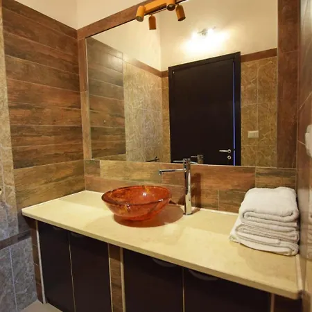 Casa Vacanze Casarano Apartment *
